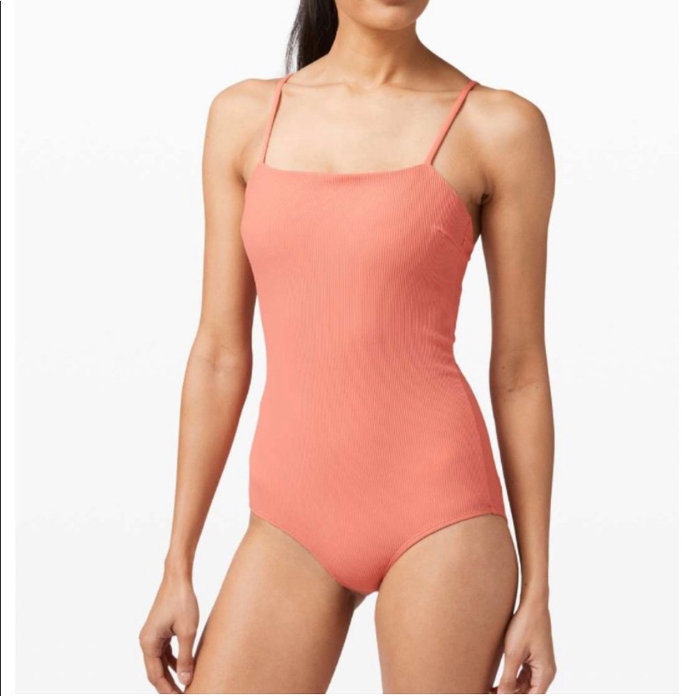 Lululemon Pool Play Full Bum One-Piece
Rustic Coral. Size 4.